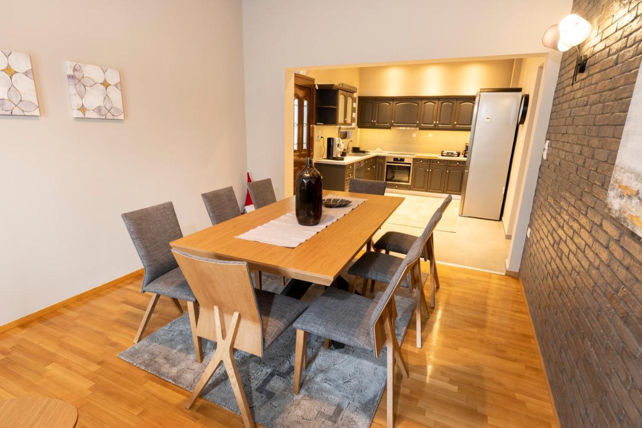 Palazzo Di Meteora Apartment Kalambaka Bagian luar foto